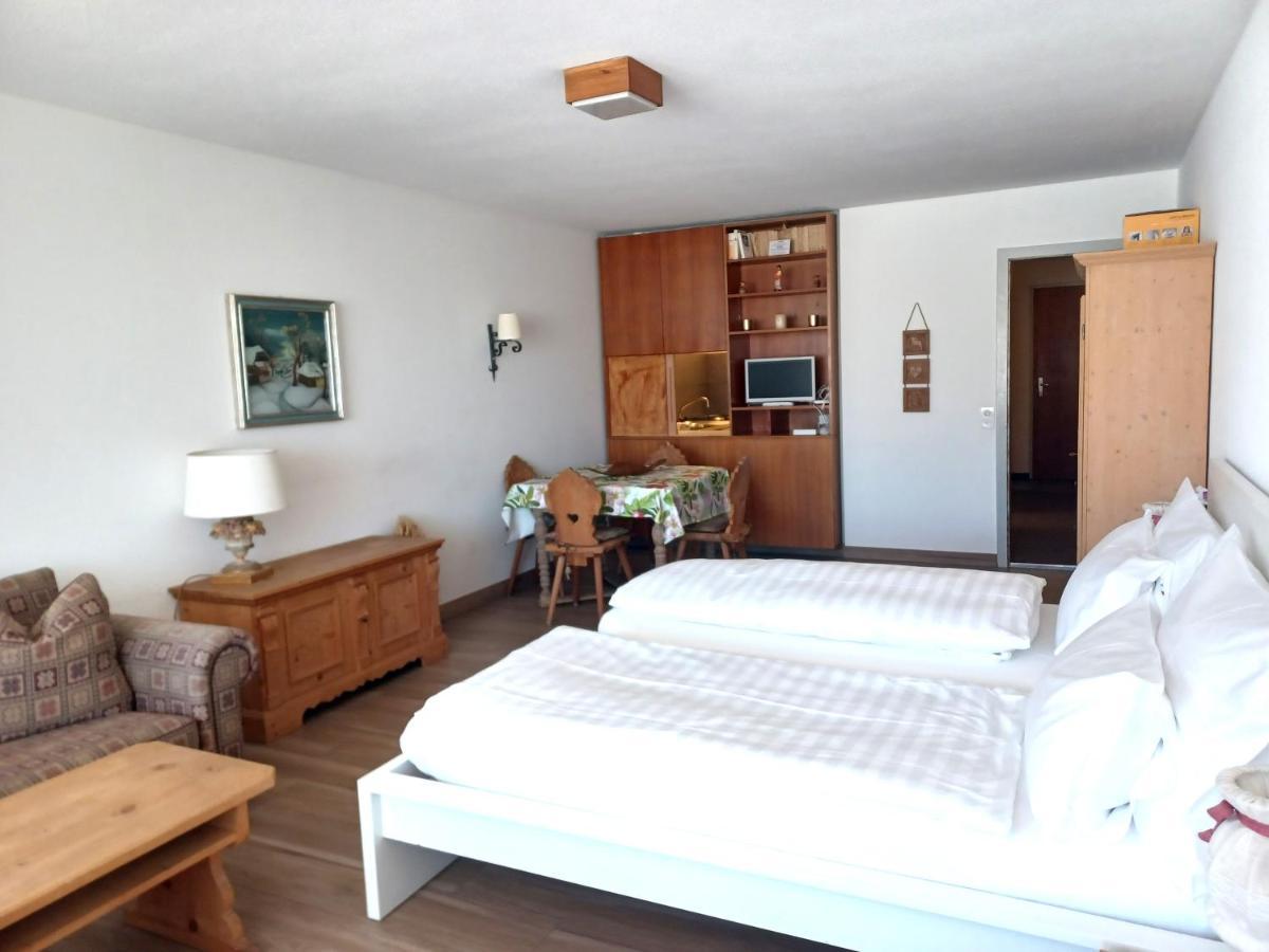 Allod Bad 504 St. Moritz Kültér fotó